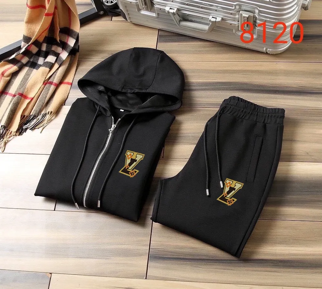 🅿️420 [LV Louis Vuitton] (Fat Man Gospel) hot-selling suit is coming. Focus on the original version of the official website. 2025 new hot-selling cardigan sweater suit. The original order is the best. 🇭🇰The meticulous work of top designers is dedicated to a fitting and perfect upper body effect. All-natural high-quality Roman cotton 100%, close-fitting comfort, noble and elegant! Original hardware embodies elegance and nobility! Counter size: M-5XL (maximum wear up to 220 pounds)